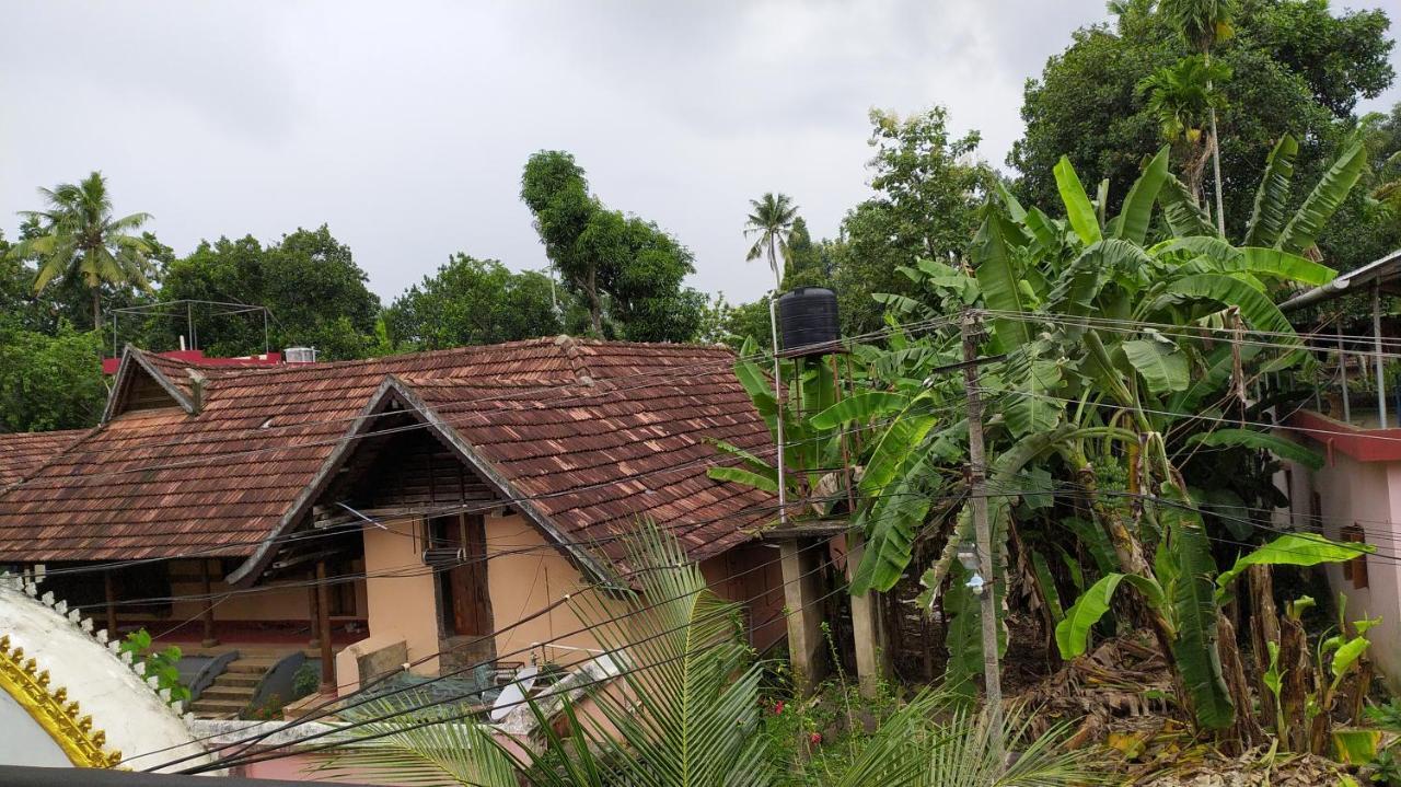Villa Swasthi Griha Aranmula Esterno foto